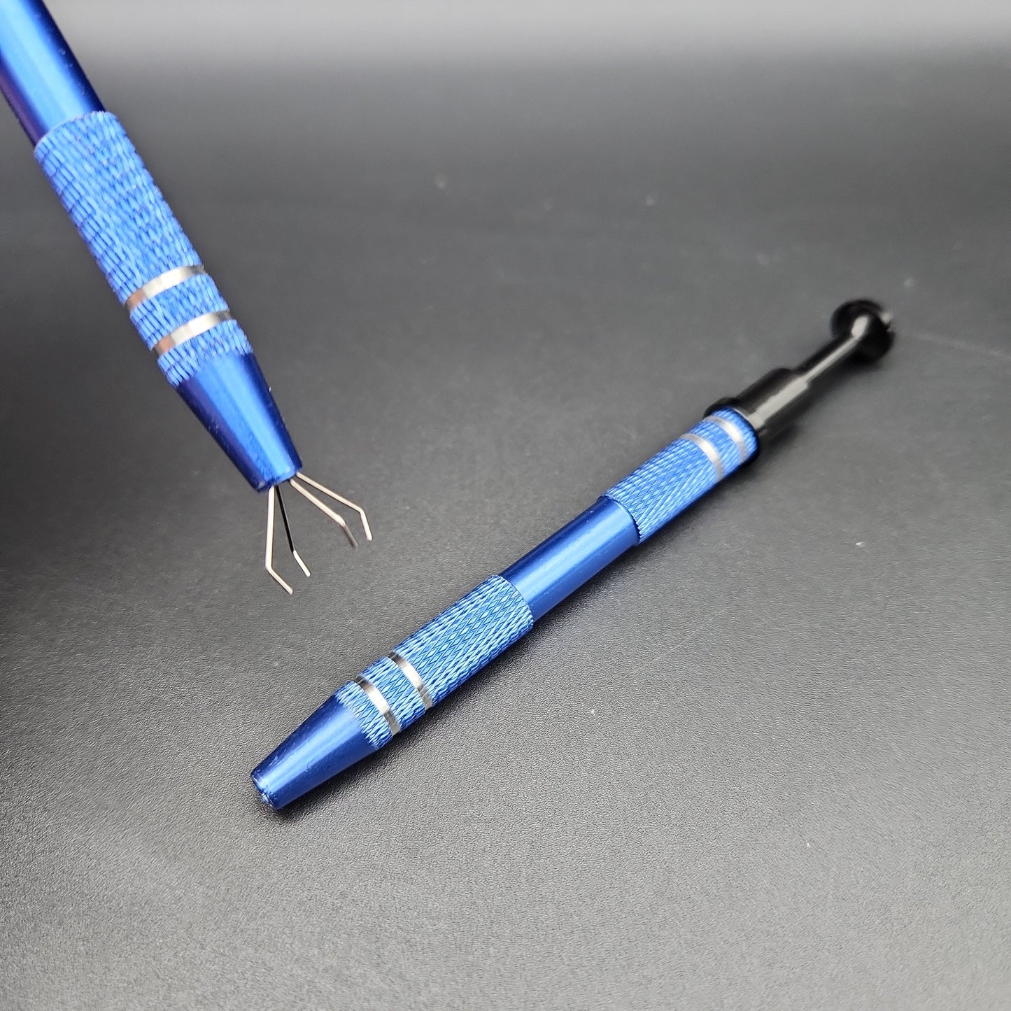 4 Prong Claw Grabber Dab Tool - blue