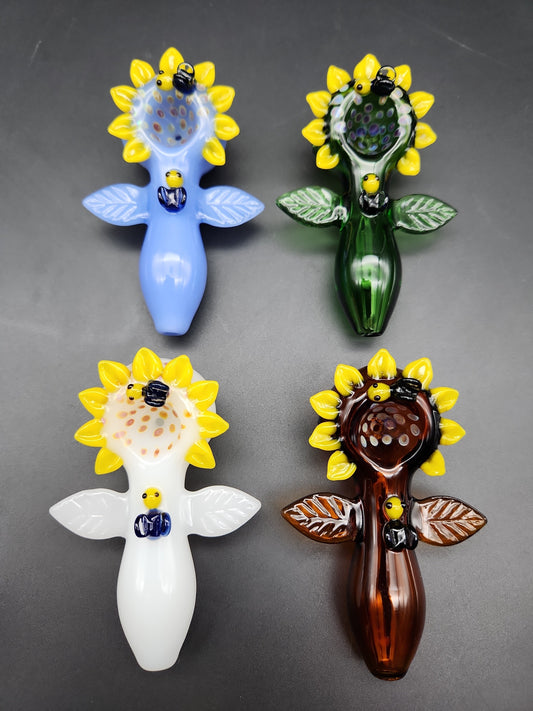 4" Sunflower Hand Pipe with Bees
